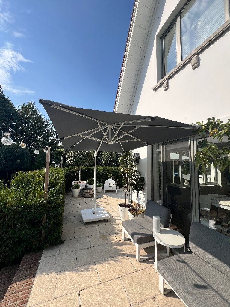Bristol Avola zweefparasol 200x300 cm – zeer goede staat, Ophalen, 2 tot 3 meter, Kantelbaar, Zweefparasol