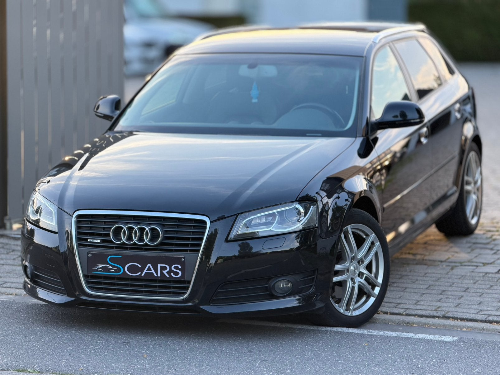 Audi a3 Sportback 1.8 Tfsi ** Leder ** Airco ** euro5, Auto's, Voorwielaandrijving, Euro 5, 4 cilinders, Zwart