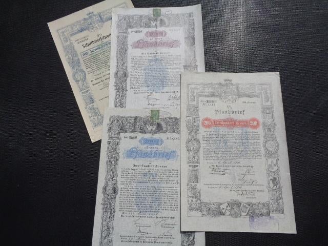 LOT met Oostenrijkse waardepapieren , ook WO1 daarbij, Postzegels en Munten, Aandelen en Waardepapieren, Ophalen of Verzenden