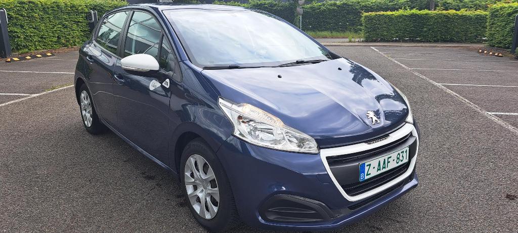 Peugeot 208 Like 5d - climatisation - passé CT - 4200 euro, Autos, Euro 5, Achat, USB, 5 portes