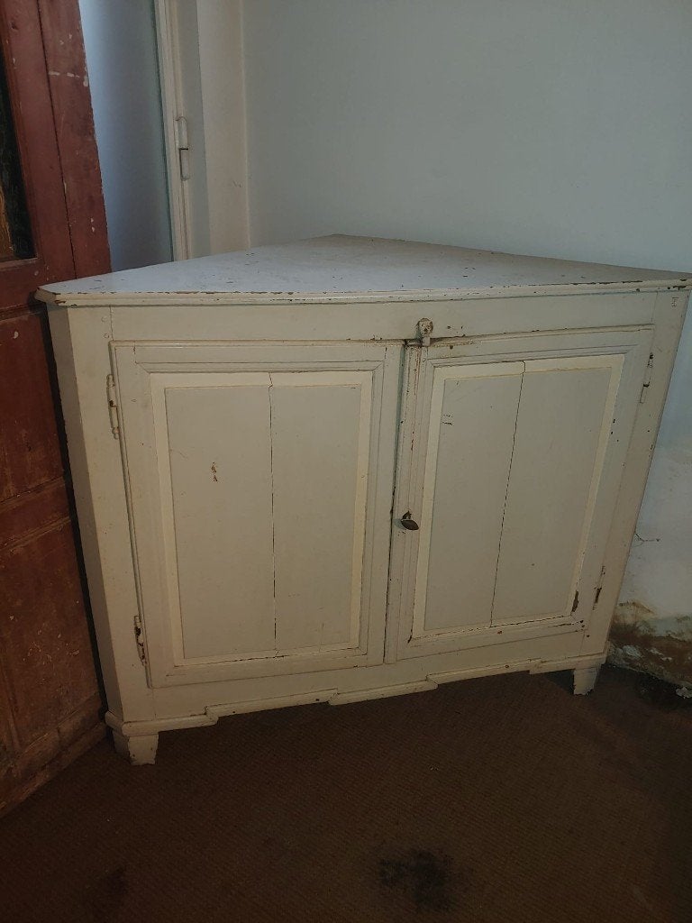 Antiek houten hoekmeubel, Huis en Inrichting, Ophalen