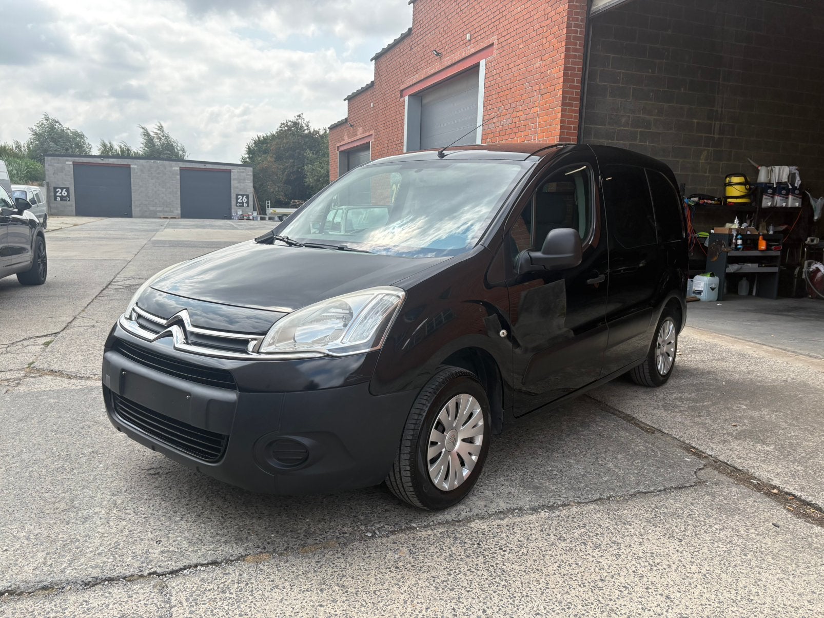 Citroën Berlingo Essence 129Dkm ! ! !, Autos, Euro 5, Achat, Entreprise, Boîte manuelle