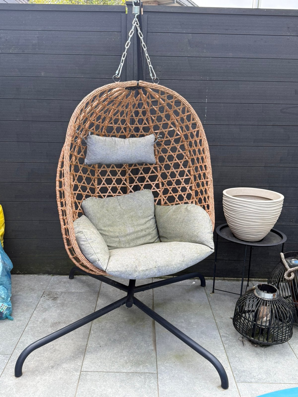 Hangend ei zetel, Tuin en Terras, Ophalen, Zo goed als nieuw, Buiten