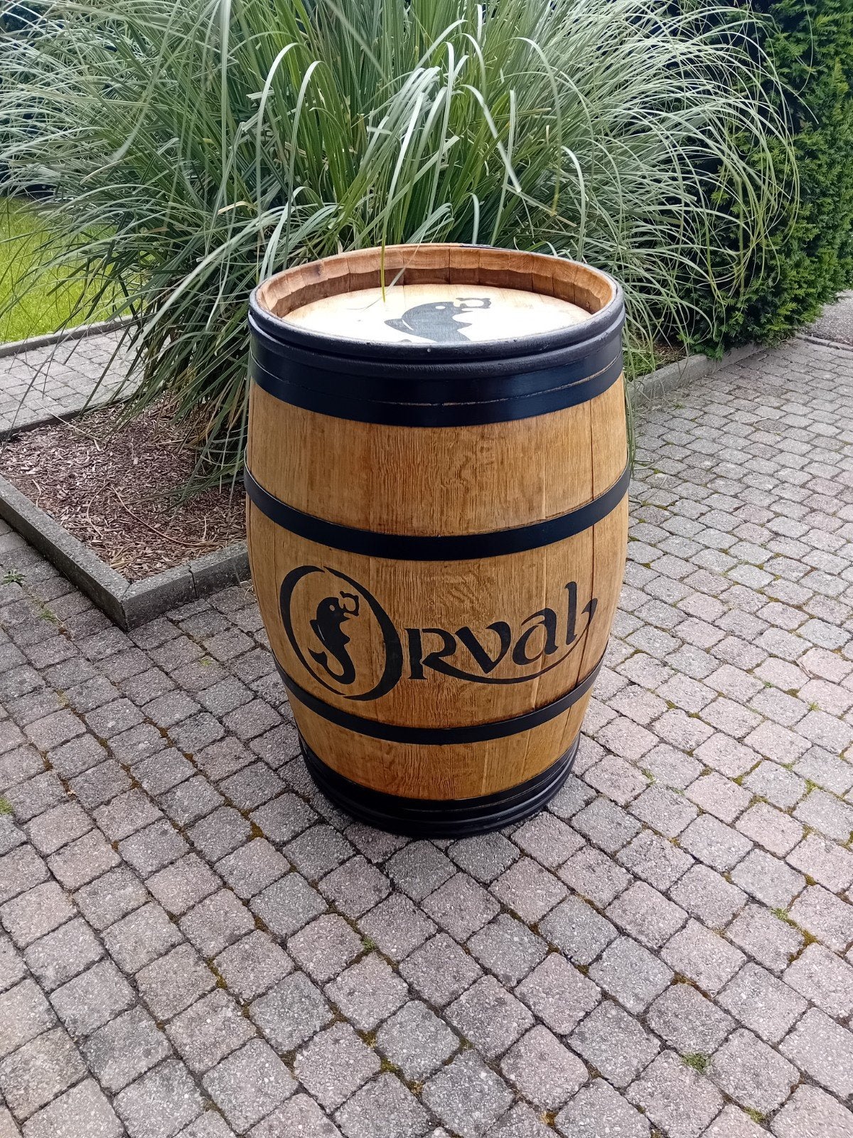 Orval eikenhouten tonneau deco statafel (225L), Ophalen