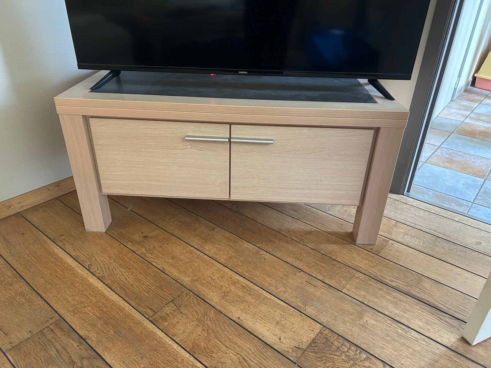 Tv kast, Ophalen, Zo goed als nieuw