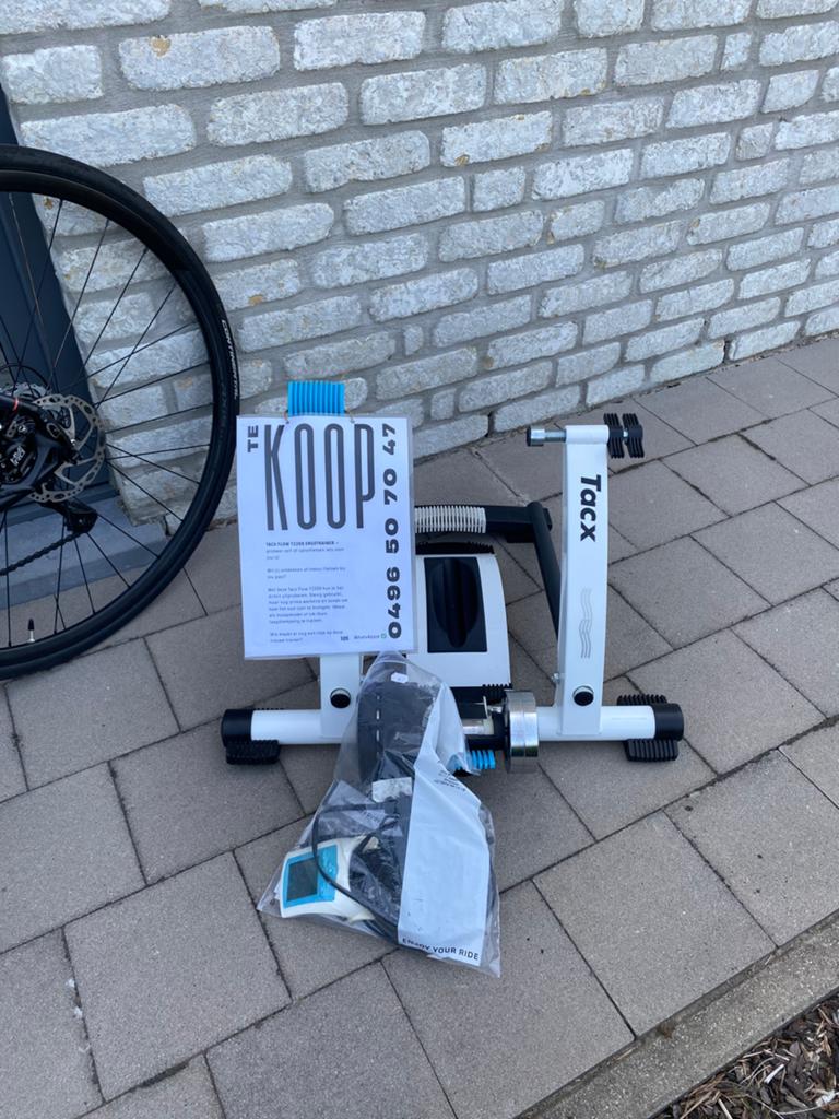 TACX FLOW T2200 ERGOTRAINER – salonfietsen iets voor jou?, Fietsen en Brommers, Ophalen, Gebruikt
