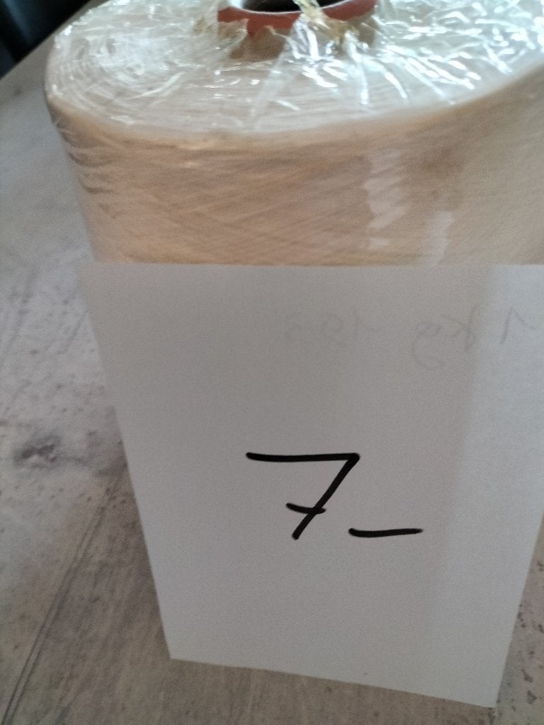 Kegel van witte wol 1 kg 193 N 7 (bal) C 6, Ophalen of Verzenden