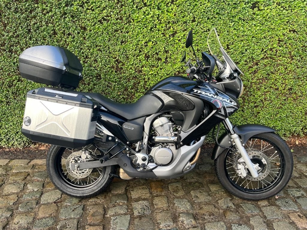 Honda Transalp 700 XL 700 V, Motos, Tourisme, Plus de 35 kW, Particulier, 700 cm³