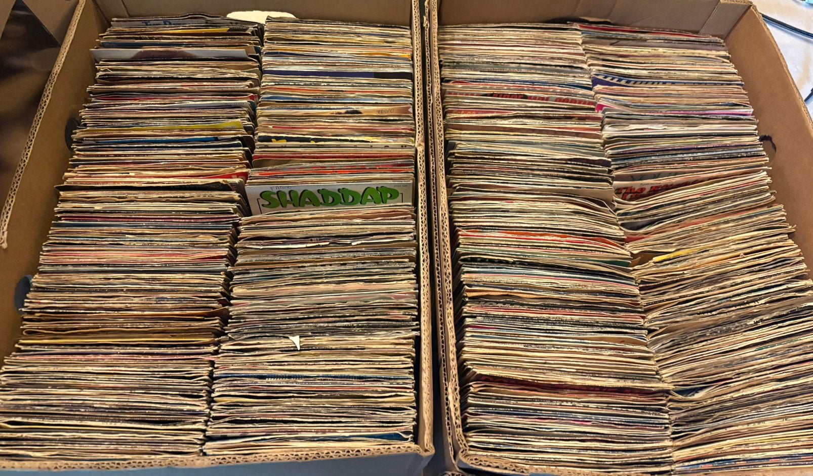 Disques 45 t. Annee 80. (1000), CD & DVD, Enlèvement, Utilisé