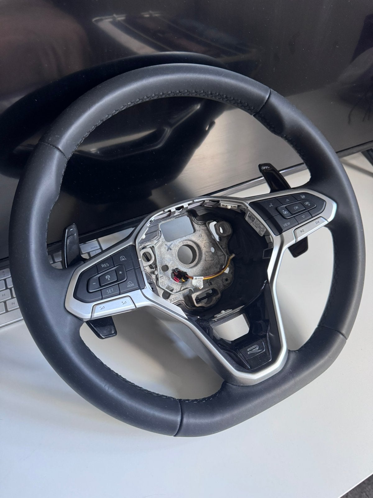 origineel verwarmd VW-stuurwiel, Autos : Pièces & Accessoires, Enlèvement ou Envoi, Utilisé, Volkswagen