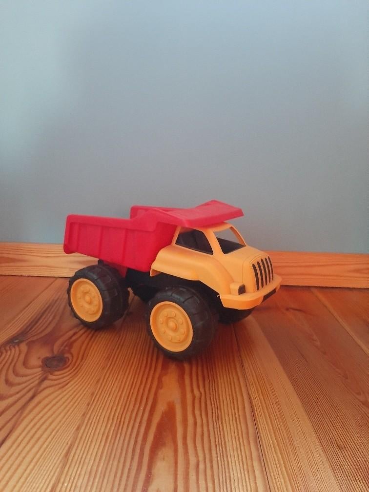 Petite voiture, Enlèvement, Voiture
