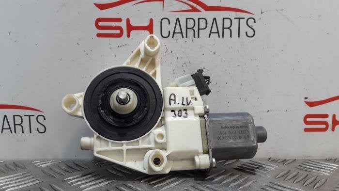 Moteur de vitre portière d'un Mercedes A-Klasse, Autos : Pièces & Accessoires, 3 mois de garantie, Utilisé, -, -