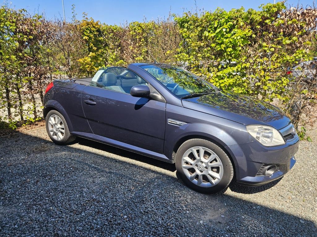 Opel Tigra Twintop 1.4 benzine, Auto's, Opel, Particulier, Tigra, ABS, Airbags, Airconditioning, Centrale vergrendeling, Elektrische koffer