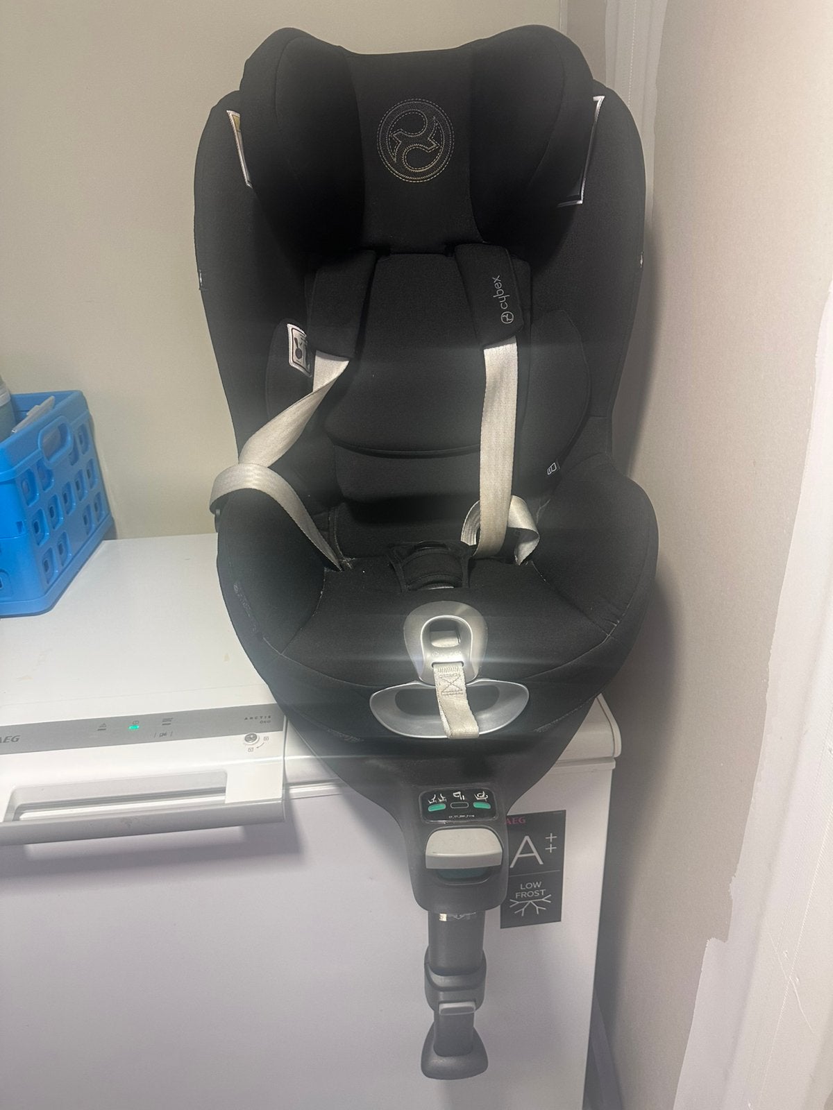 Isofix systeem + autostoel, Kinderen en Baby's, Autostoeltjes, Ophalen, Zo goed als nieuw, Isofix