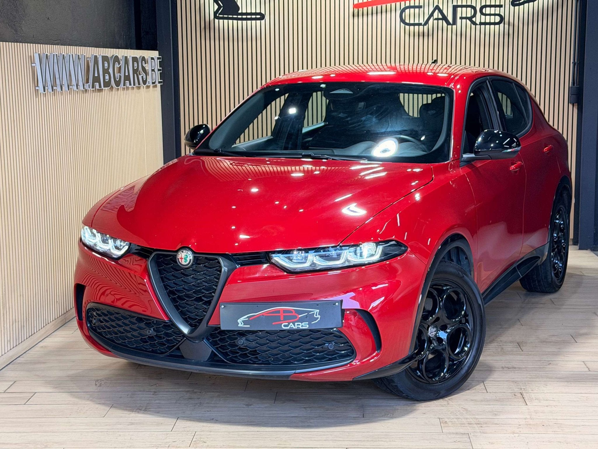 Alfa Romeo Tonale 1.5 MHEV Super * GARANTIE 12 MOIS * 1ER PR, Rouge, Achat, Euro 6, Entreprise
