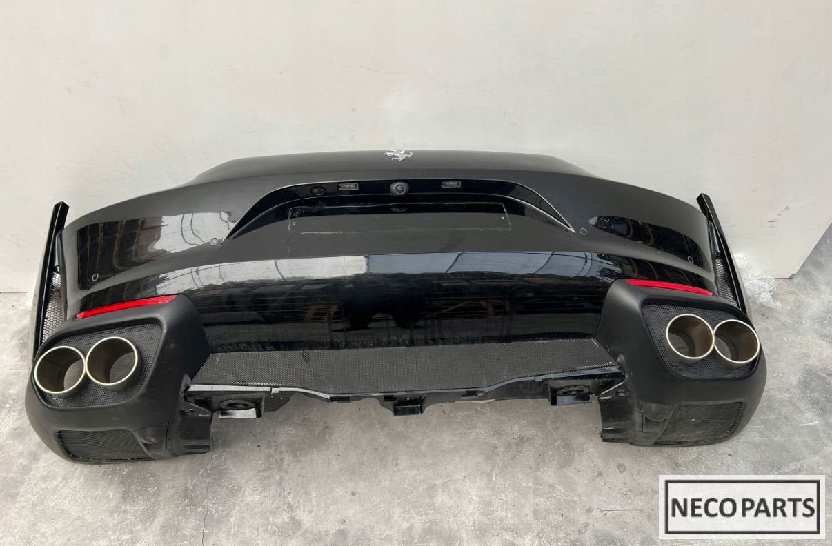 FERRARI 812 SUPERFAST ACHTERBUMPER COMPLEET ALLES LEVERBAAR, Arrière, -, Haillon arrière, Ferrari