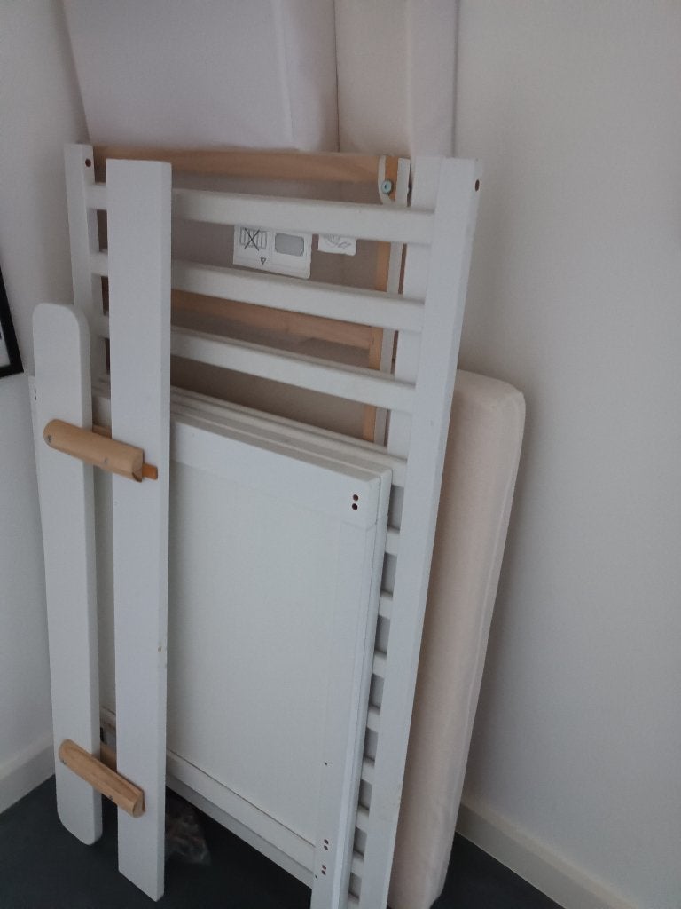 Ledikant Ikea met bedomrander, Enlèvement, Utilisé, Lit