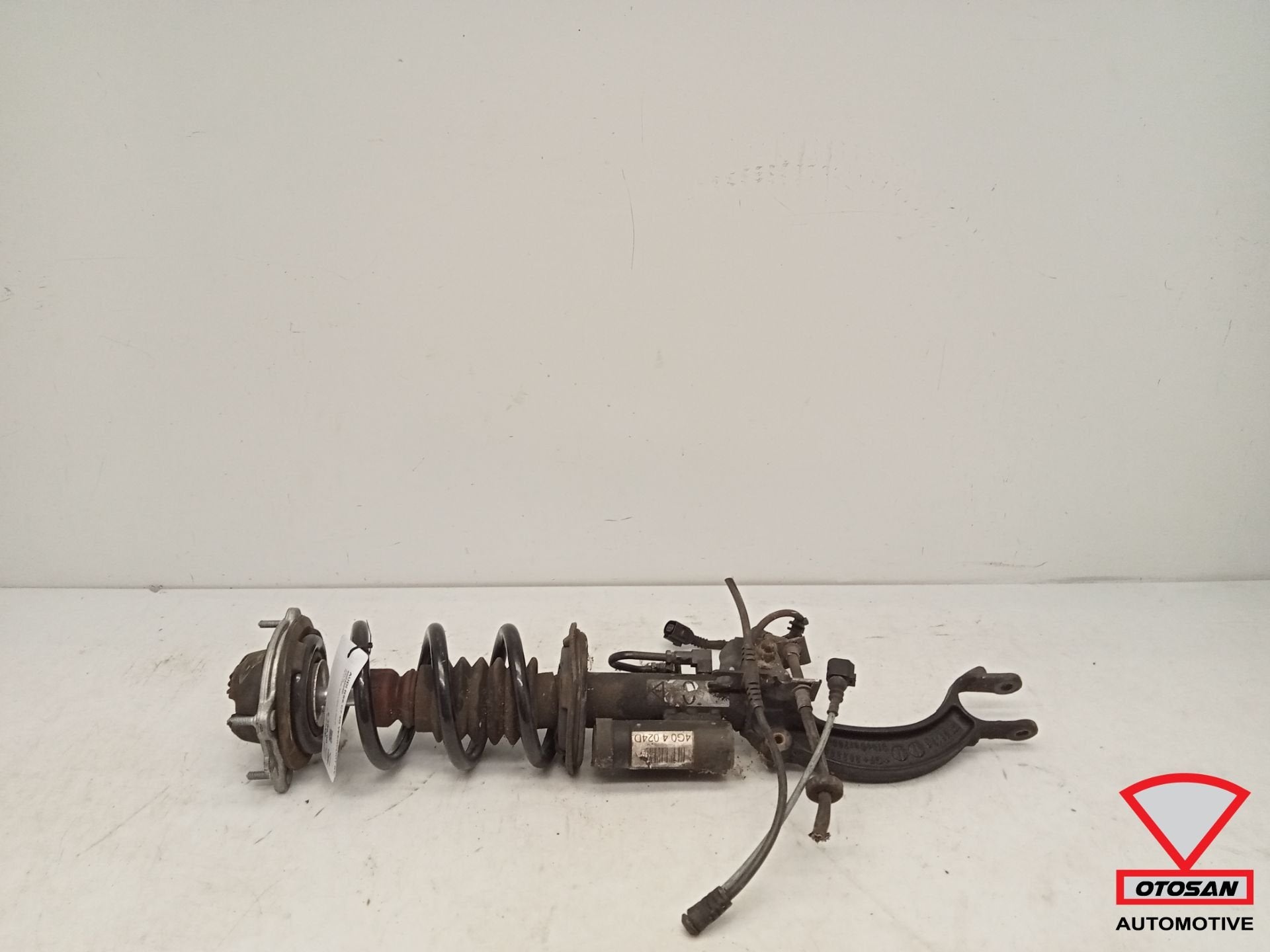 Audi RS6 C7 4G Schokdemper Veerpoot Rechts Voor 4G04024D, Gebruikt, AUDI AG, Auto-Union-Strasse 1
85045  Ingolstadt, DE, Audi