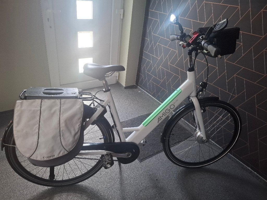Elektrische dames fiets, Fietsen en Brommers, Elektrische fietsen, Ophalen, Zo goed als nieuw, 50 km per accu of meer, Overige merken