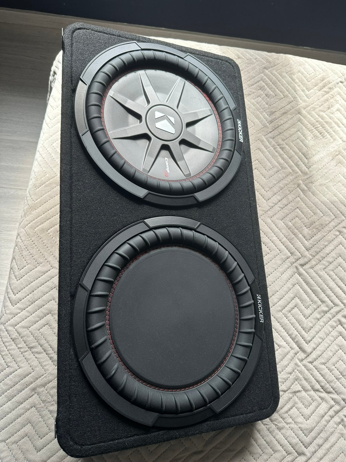 Kicker 43TCWRT122 subwoofer, Autos : Divers, Haut-parleurs voiture, Enlèvement, Comme neuf