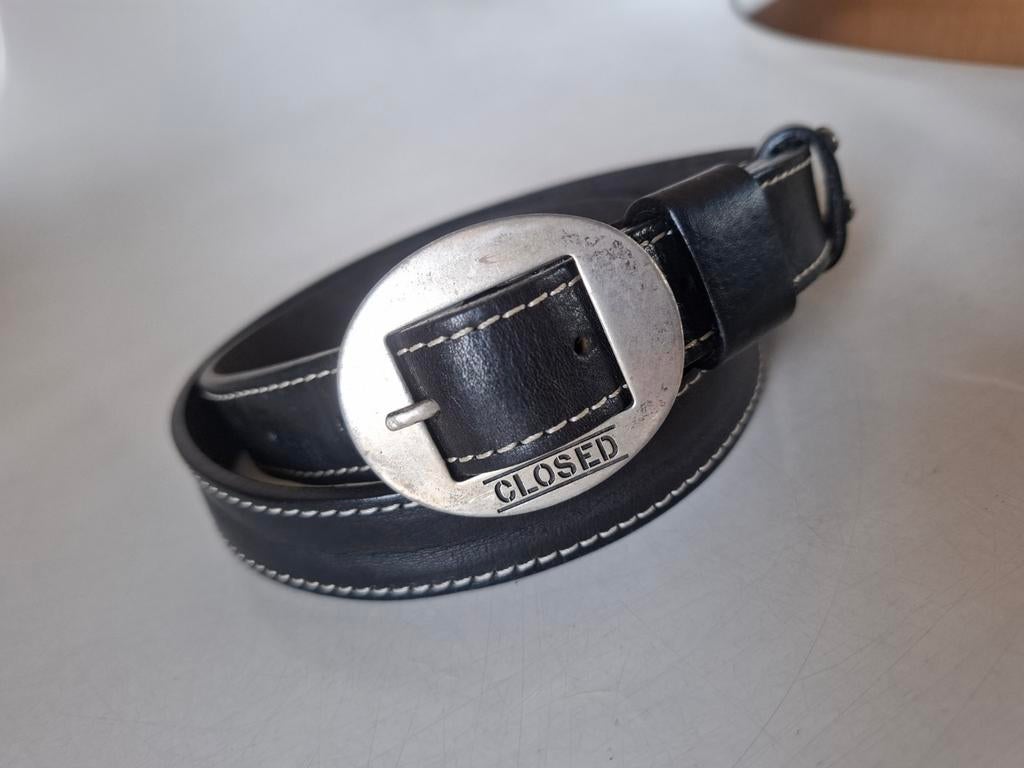 Gesloten zwarte leren riem 85cm, Kleding | Dames, Minder dan 3 cm, 80 tot 90 cm, Heupriem, Ophalen of Verzenden