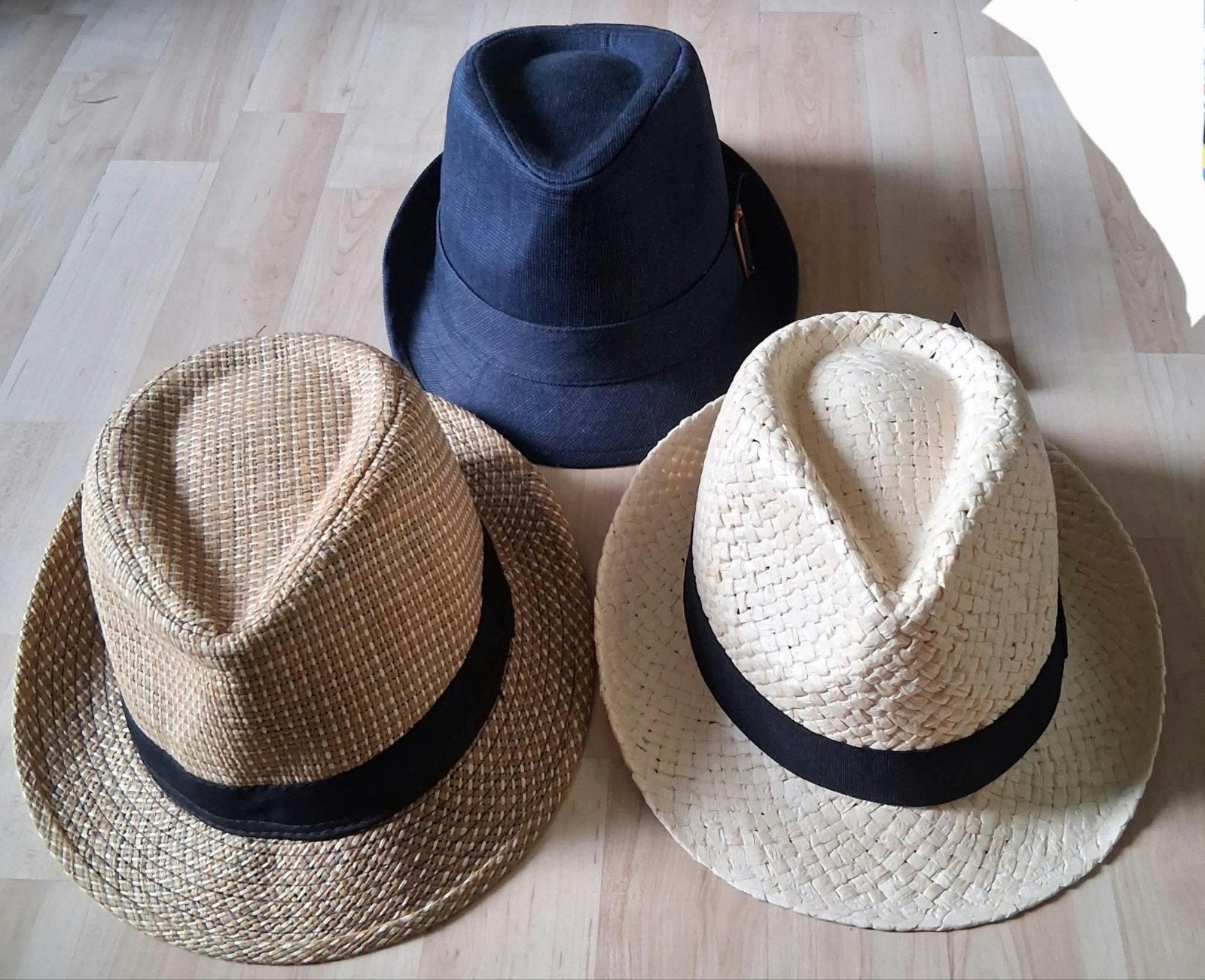 Set van 3 stijlvolle kinder hoeden (Fedora / Trilby) – Nieuw, Enlèvement ou Envoi, Neuf, 57 cm (M, 7⅛ pouces) ou moins, Chapeau