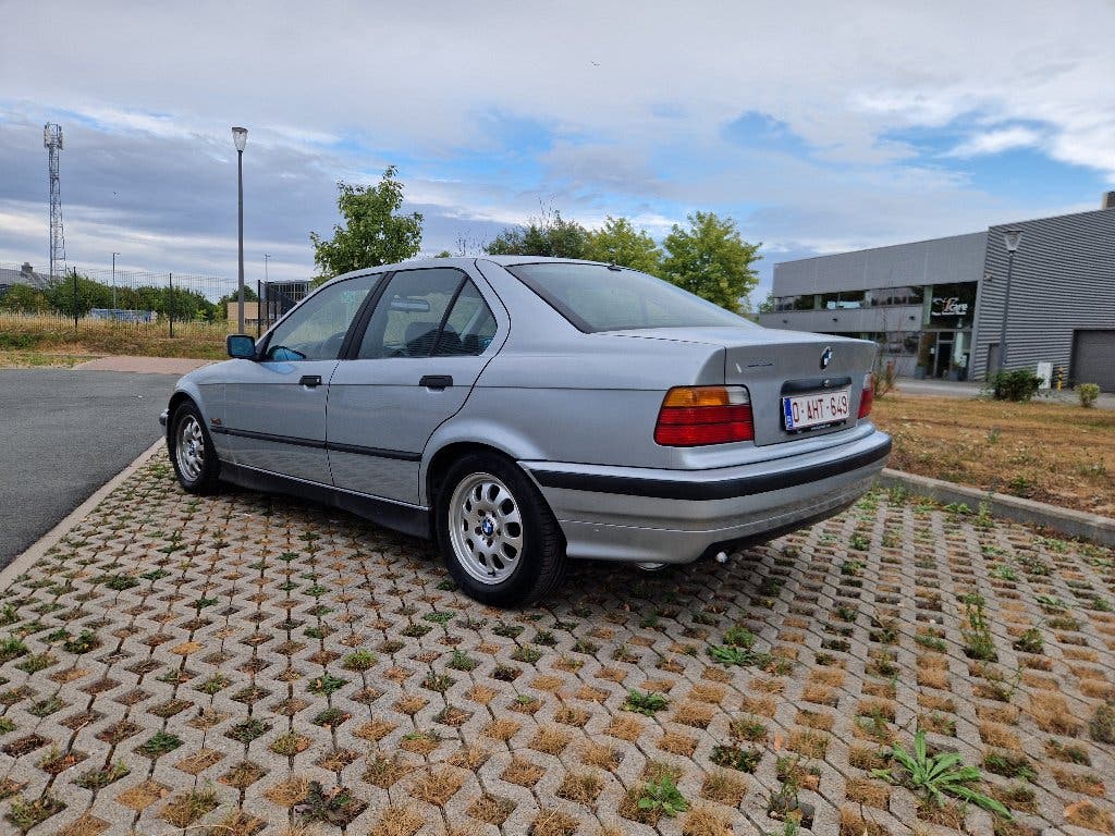 BMW 318 TDS 1996 Oldtimer Klaar voor licentie, foto 8