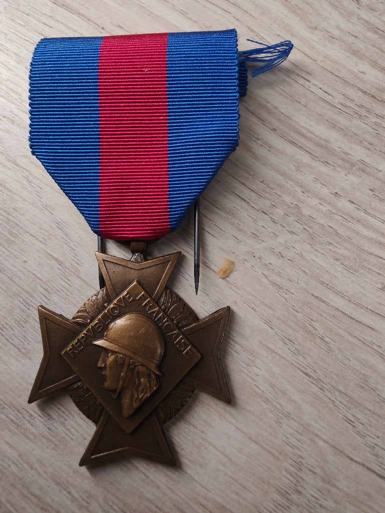 Medaille croix des services volontaire, Collections, Enlèvement ou Envoi