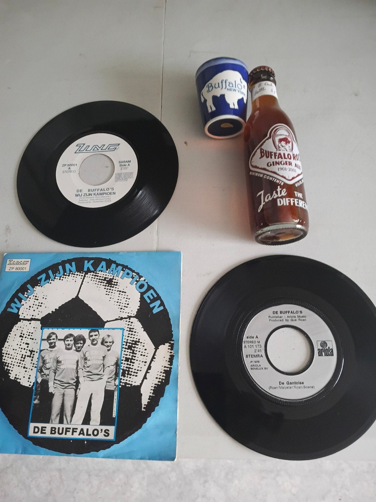2 singles 45 toeren van de Buffalo's AA Gent,aka De Gantoise, Ophalen, Gebruikt, Overige formaten, Limited edition