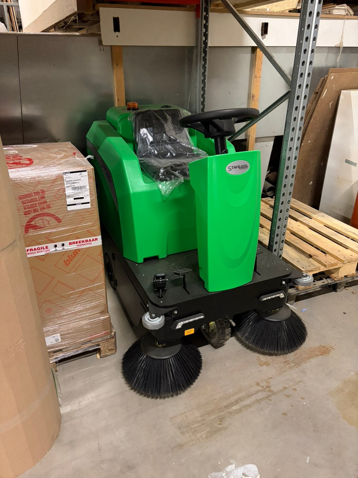 Veegmachine stahlwerk nieuw, Doe-het-zelf en Bouw, Ophalen, Zo goed als nieuw