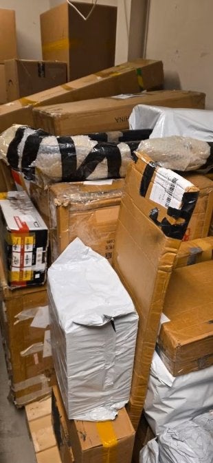 1400kg partij handel restpartij pallets retouren kleding, Ophalen, Nieuw