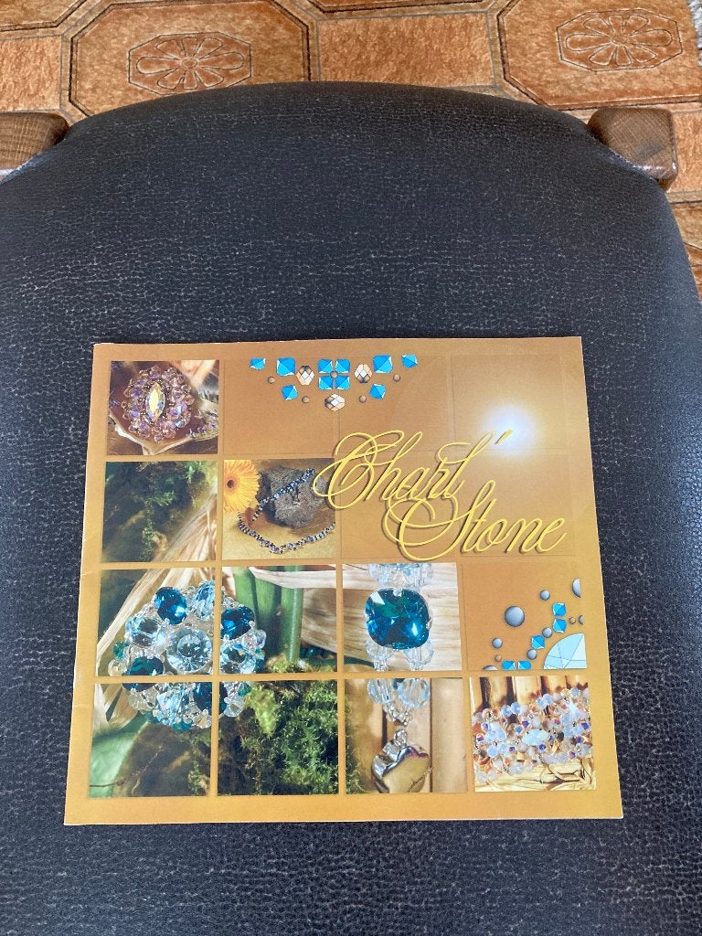 Boekje om juwelen te maken met kralen, een 25-tal  ontwerpen, Boeken, Ophalen of Verzenden, Zo goed als nieuw, Sieraden maken