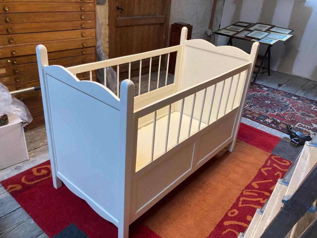Lit bébé en bois, Enlèvement, Lit