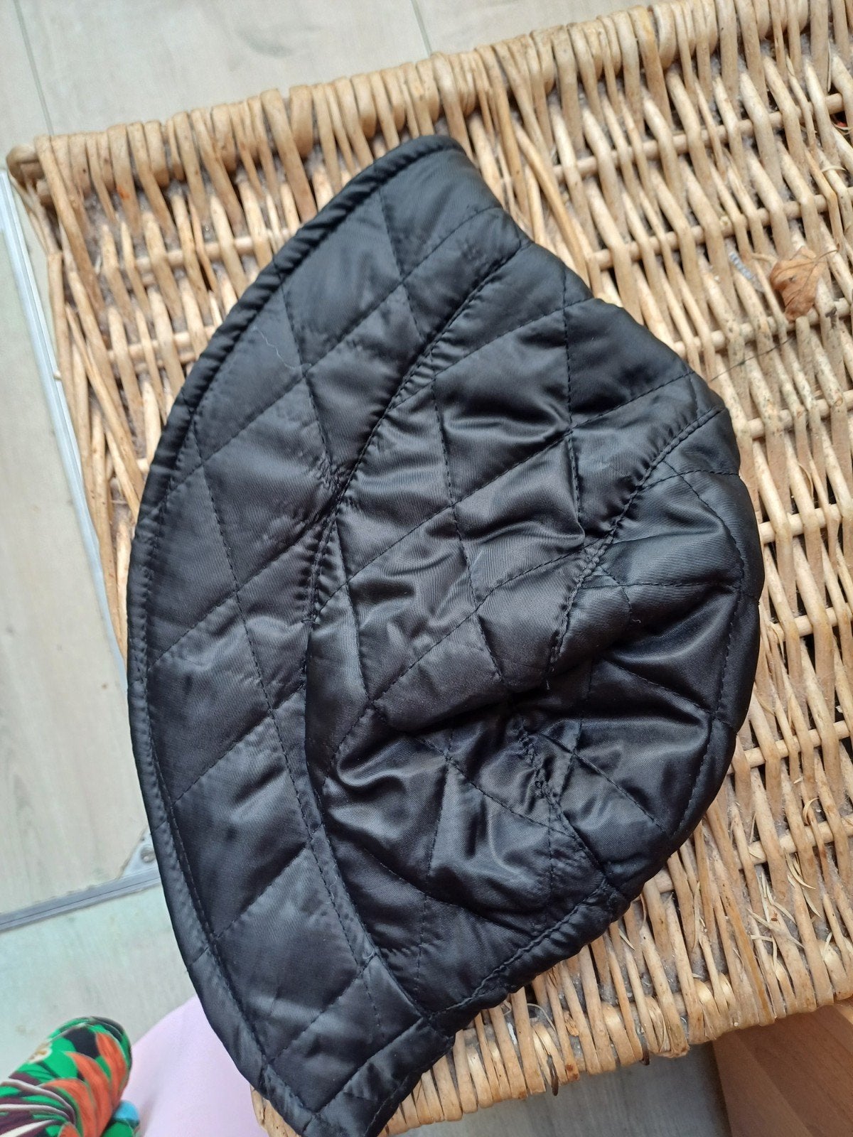 Hoedje zwart TU, Ophalen of Verzenden, Zo goed als nieuw, One size fits all, Hoed