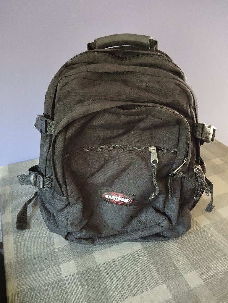 schooltassen, Ophalen, Gebruikt, Eastpak, 30 tot 45 cm