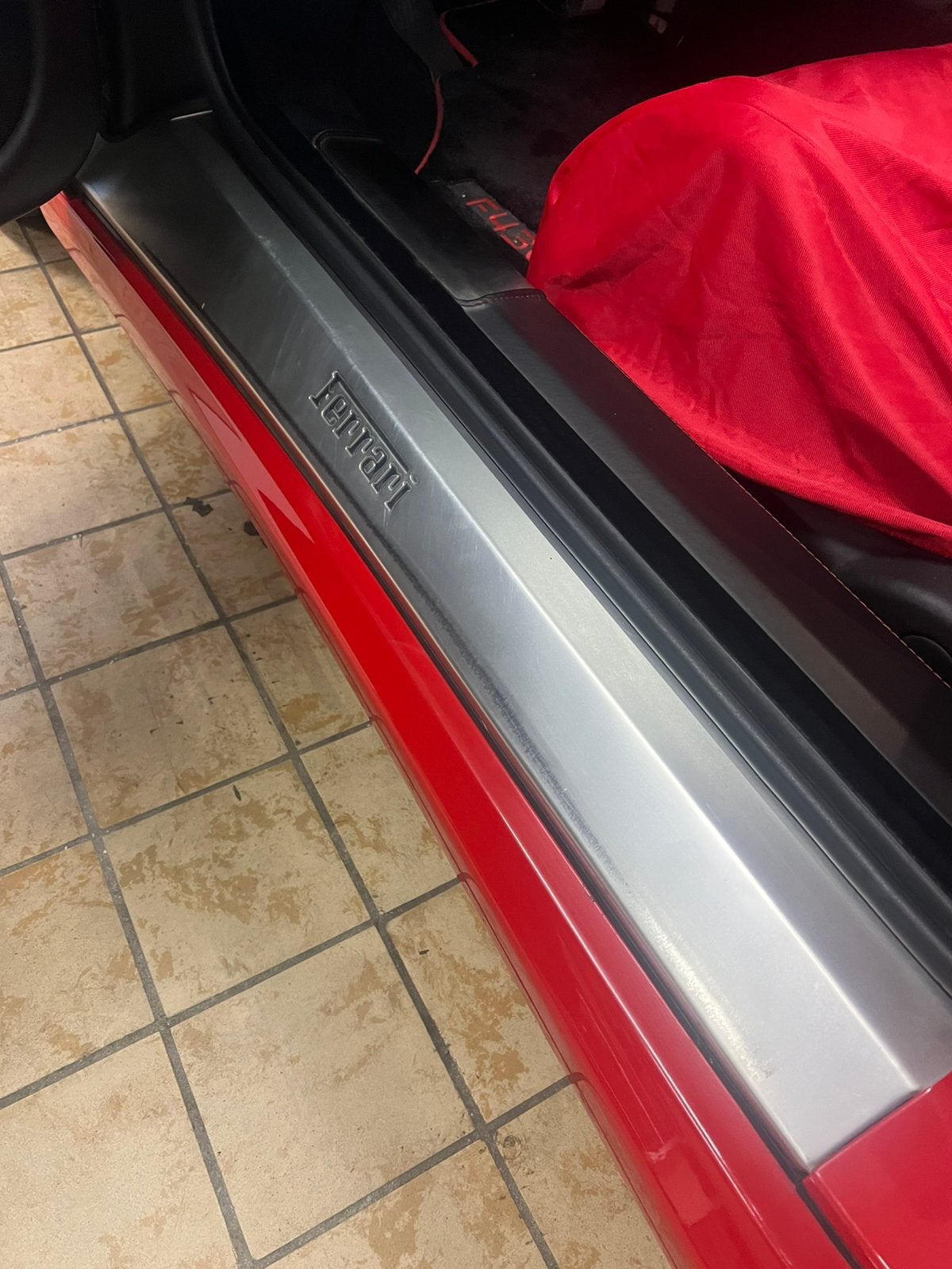Ferrari 360 / F430 instaplijst links, Autos : Pièces & Accessoires, Enlèvement ou Envoi, Gauche, Ferrari