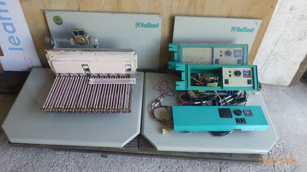 Vaillant 2 Chauffage ketels VKXE electronica, Ophalen, Gebruikt