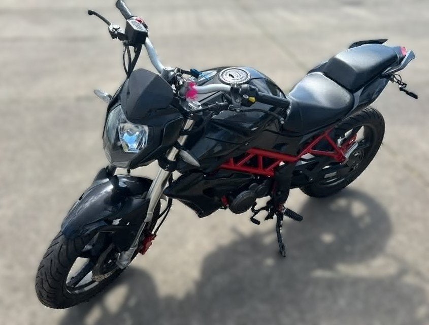 Benelli BN 125 pour pieces benelli bn 125 pour pieces, Motos, Motoren | Benelli, Particulier, Super Sport, 1 cylindre, Manuelle