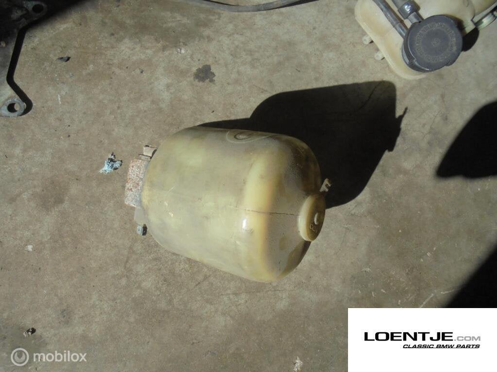 Ruitensproeiertank BMW 02 1502 1602 1802 2002, Gebruikt, Ophalen of Verzenden, BMW, BMW