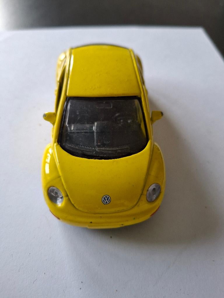 Maisto Volkswagen New Beetle 1/37, Ophalen of Verzenden, Gebruikt, Auto's