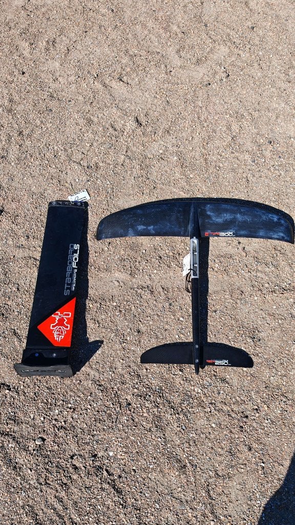 Wing Foils | Diverse types | foilen, Sports nautiques & Bateaux, Aile de surf, Utilisé, Wingsurf hydroptère, Enlèvement