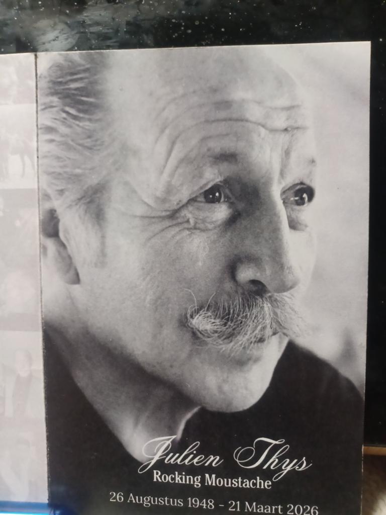 Bidprentje van Moustache, Verzamelen, Ophalen of Verzenden, Bidprentje