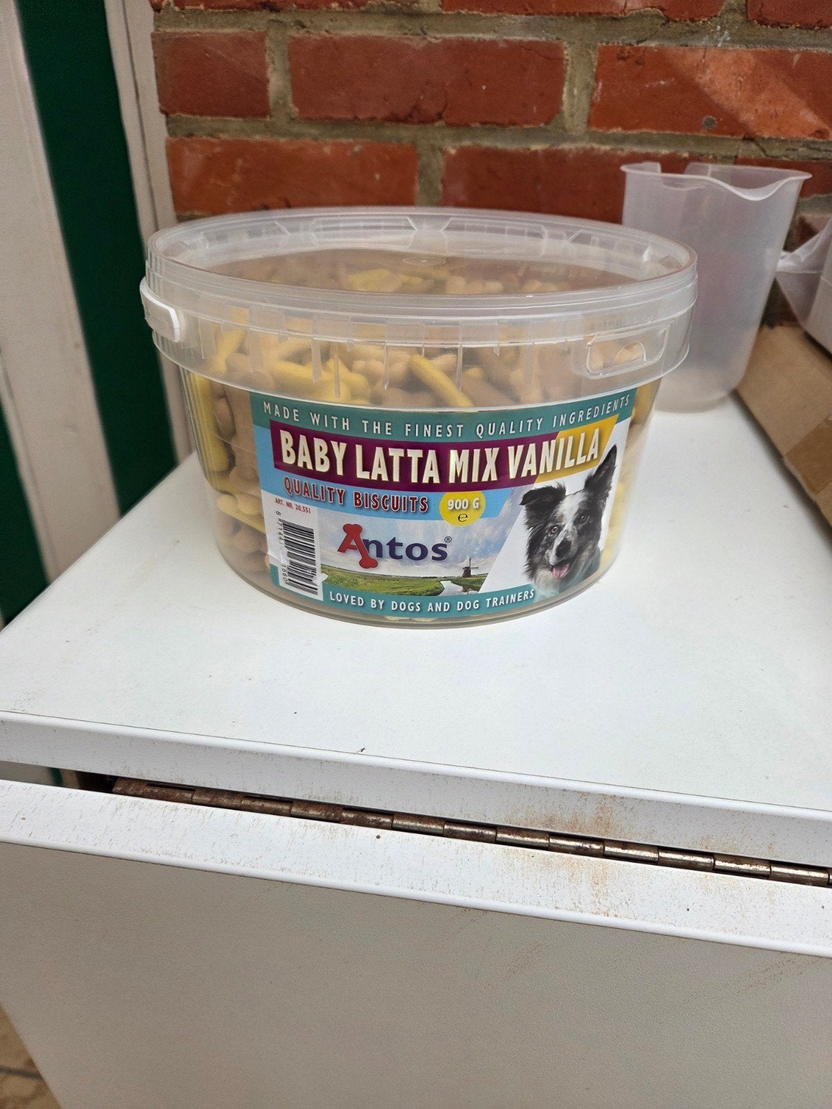 Hondenkoekjes, Enlèvement