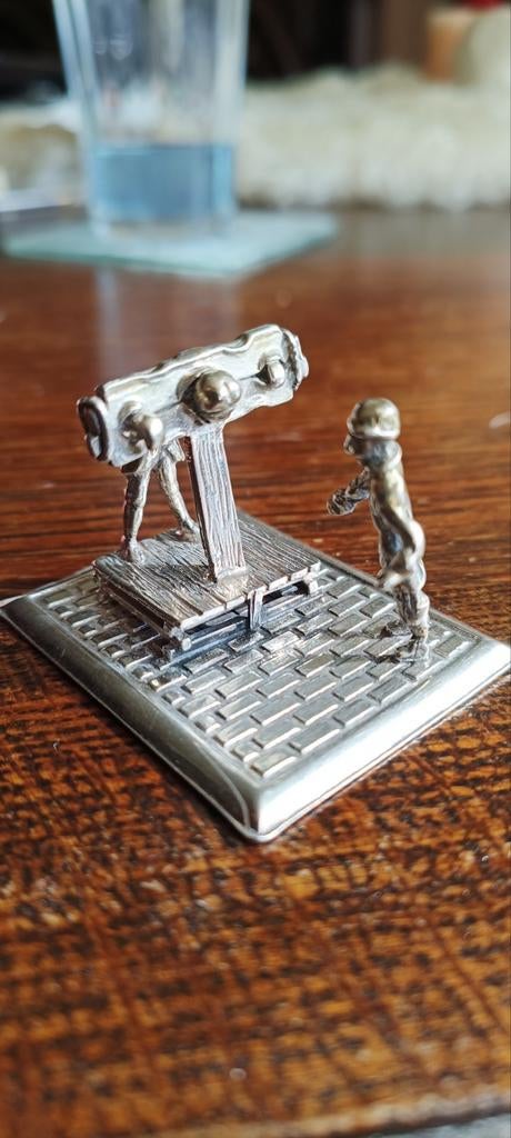 Miniatuur zilver man op de galg, Ophalen of Verzenden, Zilver