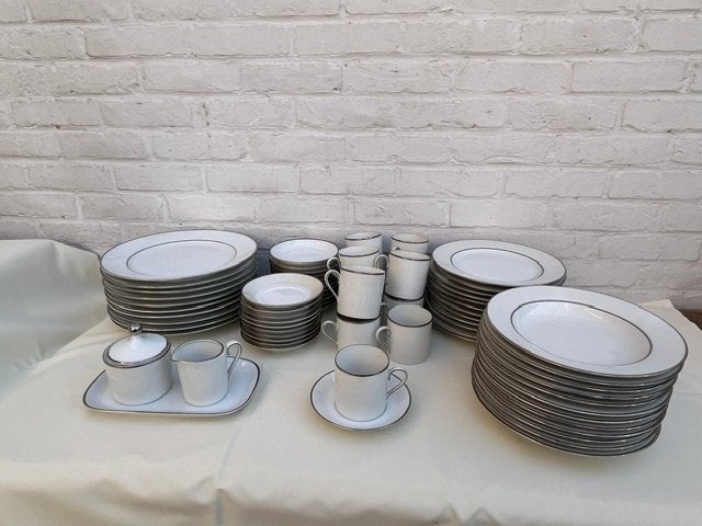 Porseleinen servies wit met gouden randje, Service complet, Enlèvement, Utilisé, Classique
