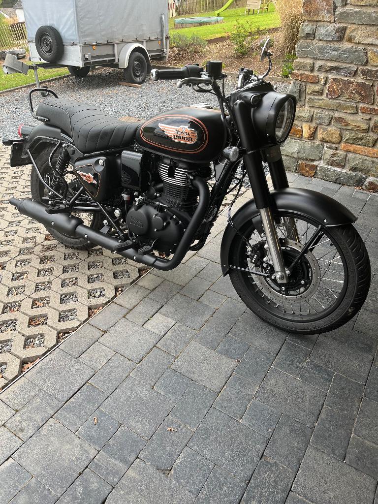 Royal Enfield Bullet 350, Motos, 350 cm³, ABS, 1 cylindre, Manuelle