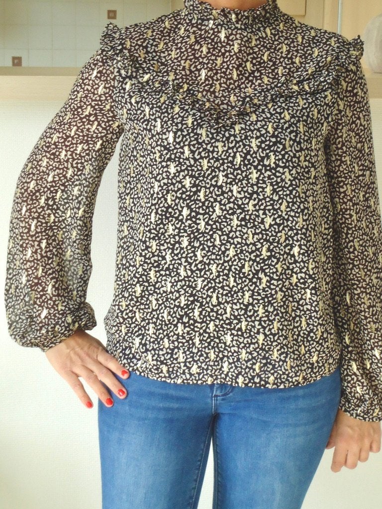 Mooie blouse goudblaadjes, Kleding | Dames, Blouses en Tunieken, Emma Ella, Ophalen of Verzenden, Zo goed als nieuw, Maat 36 (S)