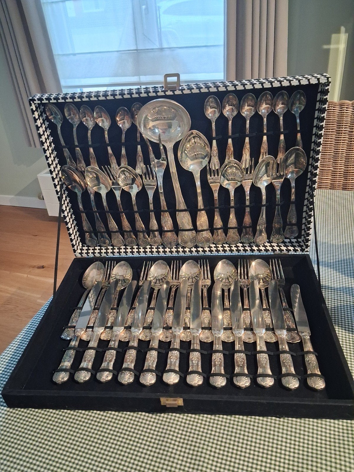 Verzilverd bestek in koffer., Ophalen of Verzenden