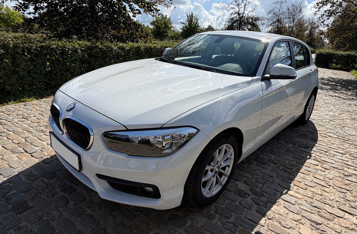BMW 118i - Bjj 6/2018 - 62 800 km - excellent état !, Autos, 100 kW, Achat, Euro 6, Noir
