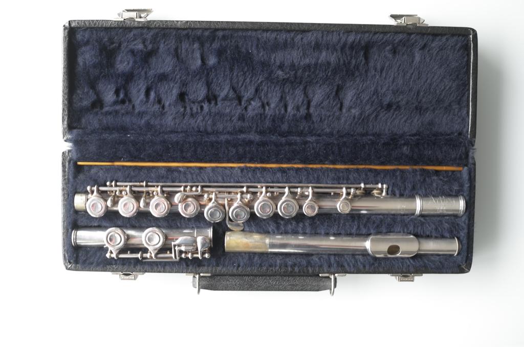 1 dwarsfluit Artley USA, Muziek en Instrumenten, Blaasinstrumenten | Dwarsfluiten en Piccolo's, Ophalen, Gebruikt, Dwarsfluit